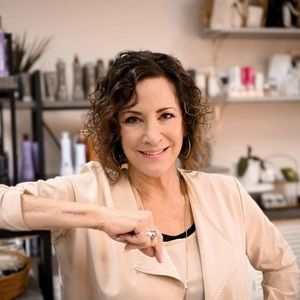 Meet your Posher, Jan